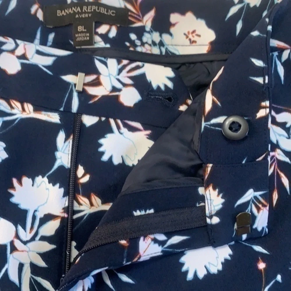 NWOT Banana Republic ‘Avery’ floral ankle pants 8L - Picture 9 of 9